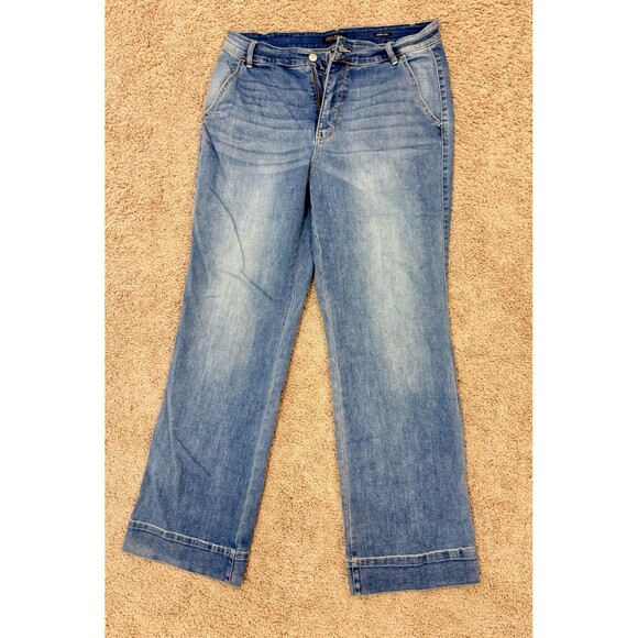 Judy Blue Jeans Women's 16W Plus Size Blue Wide Leg Stretch Denim JB82401MD-PL - Picture 2 of 5